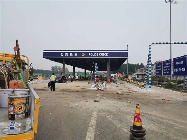  加油站双层油罐